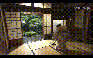 【一一六期】熟悉的场景让人妻自觉贴在墙上,后面两小时呢?———那些动漫电影电视剧中的名场面!